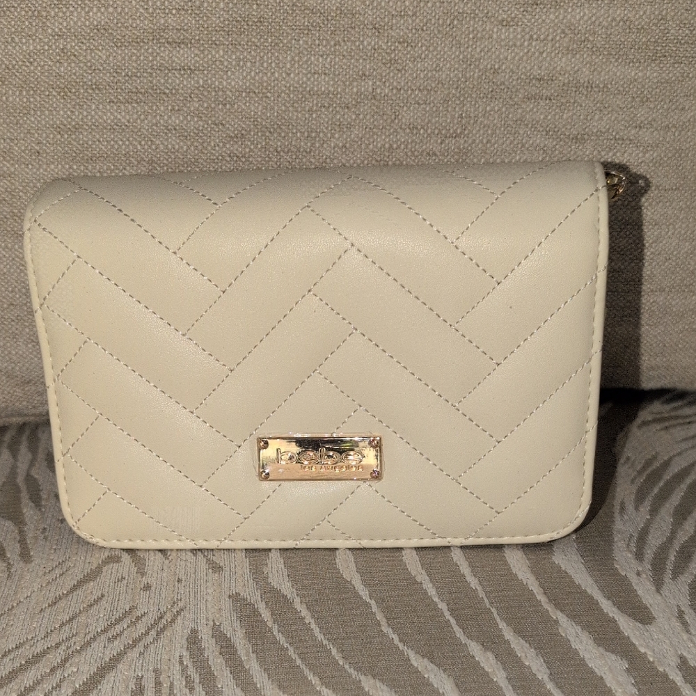 Bebe Cream Chevron Crossbody Clutch In Creme NWT